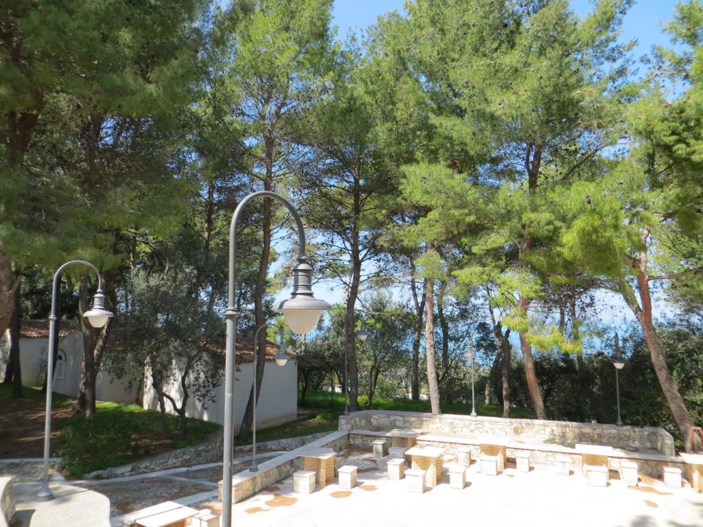 Villaggio Hotel Ripa Rodi Garganico Bagian luar foto